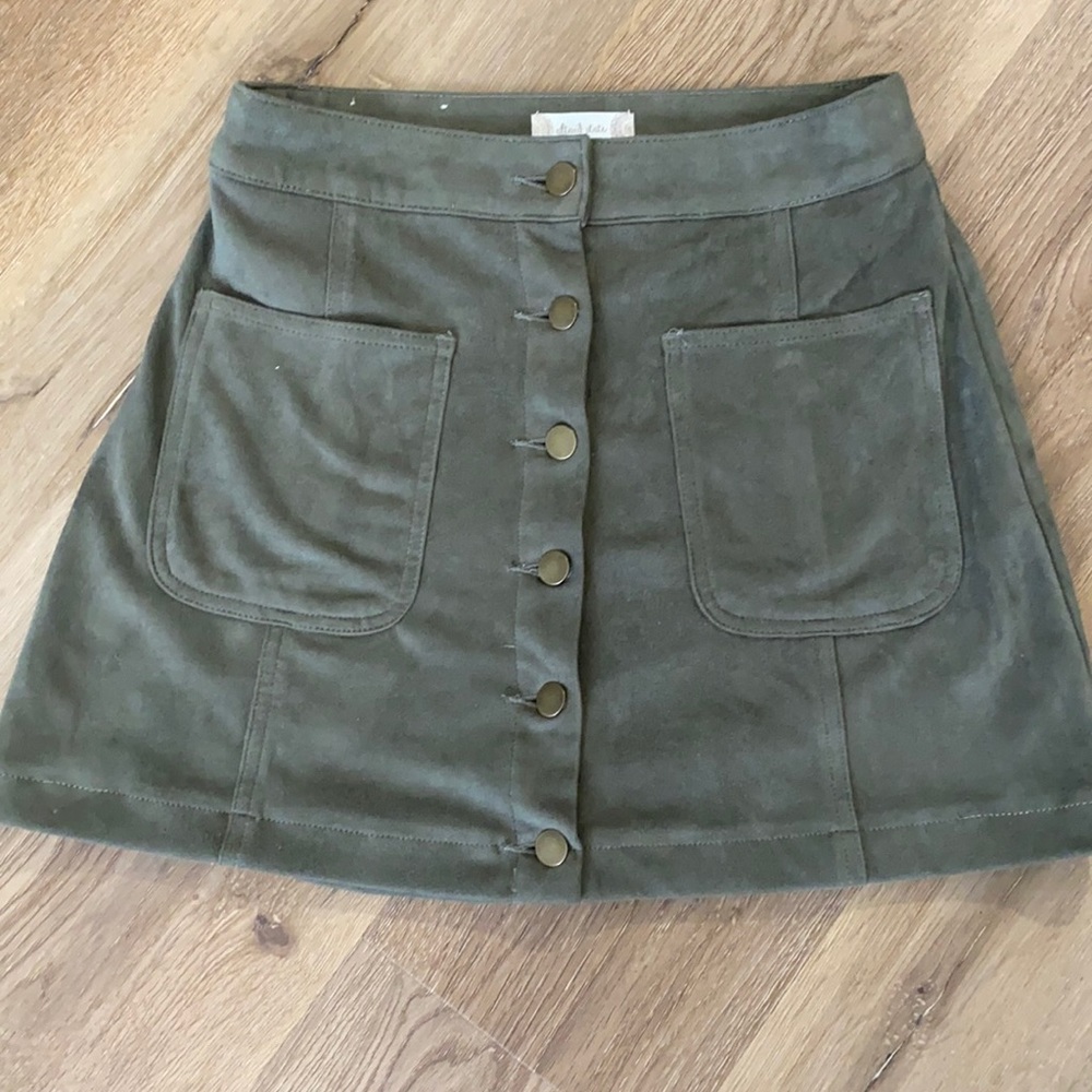 Felt/Velvet- Stretchy fabric, olive green
